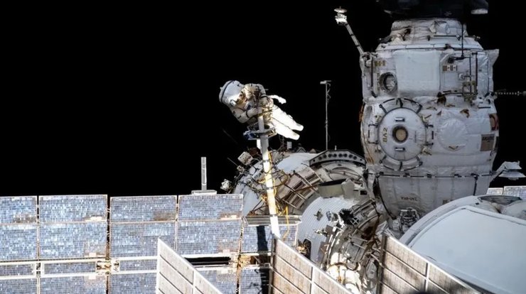 модуль Зірка МКС