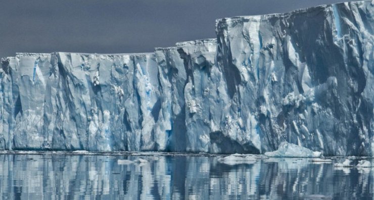 Антарктида, река