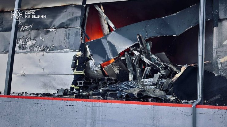 погреби пожежа