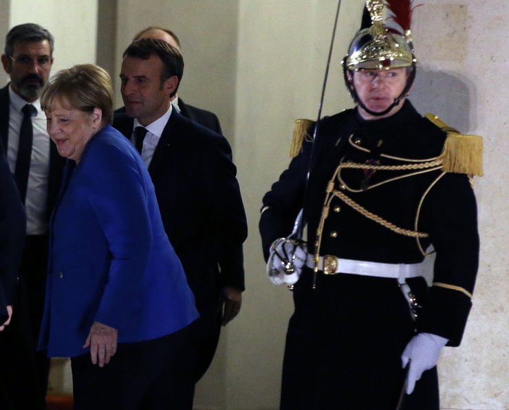 меркель уходит