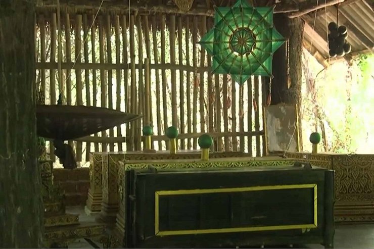 монахи в Таиланде, таиланд храм, таиланд настоятель