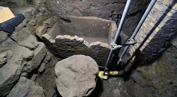 саркофаг, Ромул, Древний Рим