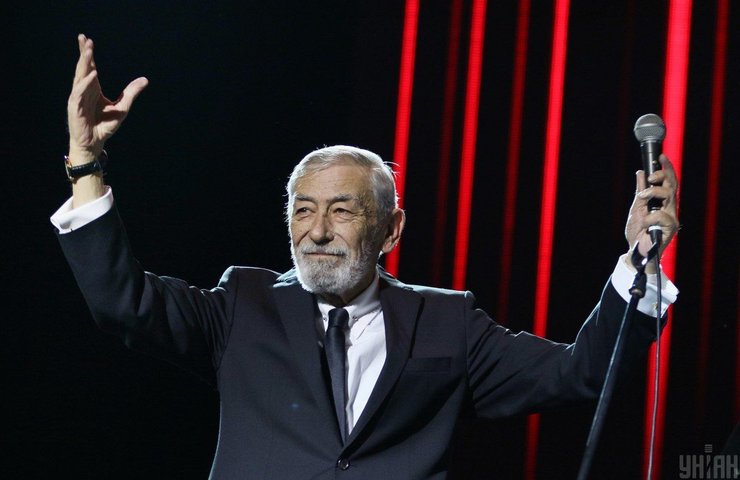 Вахтанг Кикабидзе