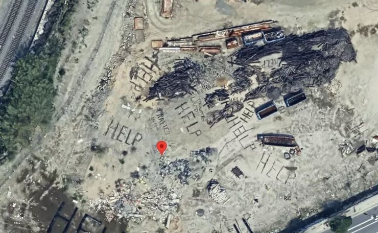 Надписи на промышленном пустыре в США, призыв о помощи, таинственное послание в Лос-Анджелесе