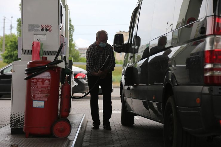 С 1 июля можно ожидать увеличения цены на топливо примерно на гривну на все его виды