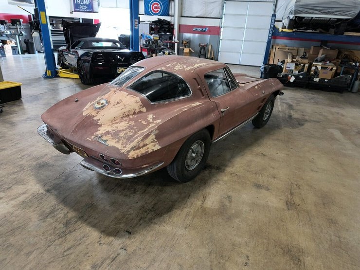 Chevrolet Corvette C2