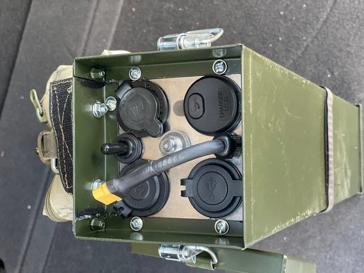 заряднастанция Scat, пауербанк Scat