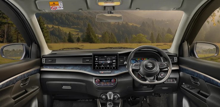 Салон Suzuki XL7 2026 года