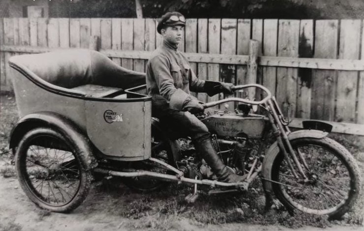 Hildebrand & Wolfmüller, ретро мотоцикл, самый старый мотоцикл, мотоциклы Peugeot