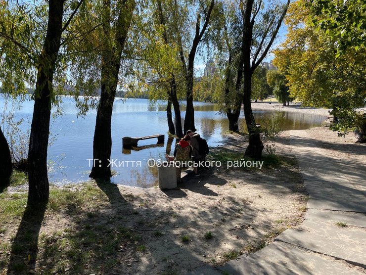 підтоплення на Оболоні, підтоплення оболоні, підвищення рівня води у дніпрі, підтоплення оболоні, підтоплення парку Наталка, підйом води у Дніпрі, підвищення рівня води у дніпрі, береги оболоні підтоплені, у дніпрі піднявся рівень води, у дніпрі піднялася вода