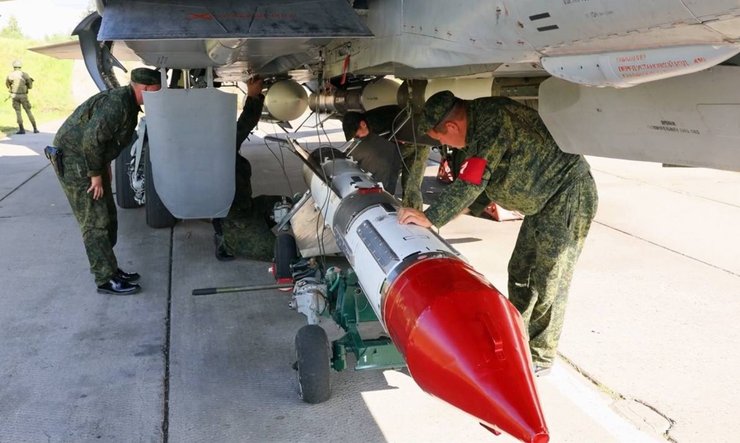 Встановлення ракети Р-33