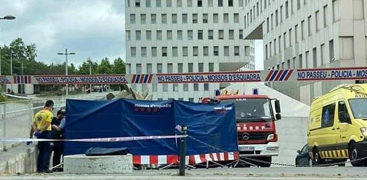 полиция, динозавр, труп