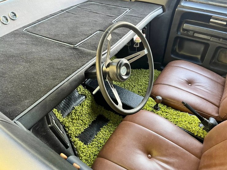 Roamer SportsVan, Brubaker Box, Volkswagen Beetle