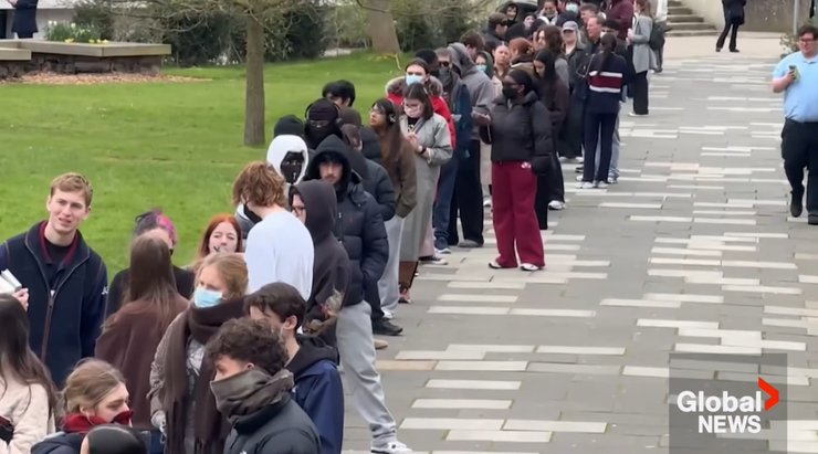 Британія менінгіт спалах