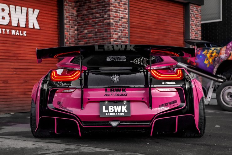 BMW i8 Liberty Walk