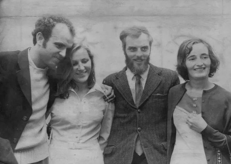 Мужчина прожил 84 часа под водой, моряк, инженер, три дня под водой, стальной шар, капсула, без кислорода,