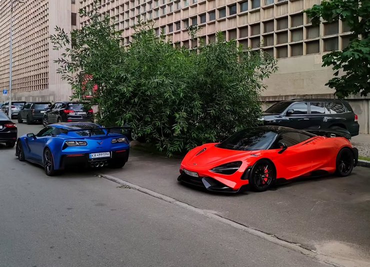 корвет і макларен, Chevrolet Corvette C7, Chevrolet Corvette, Chevrolet Corvette ZR1