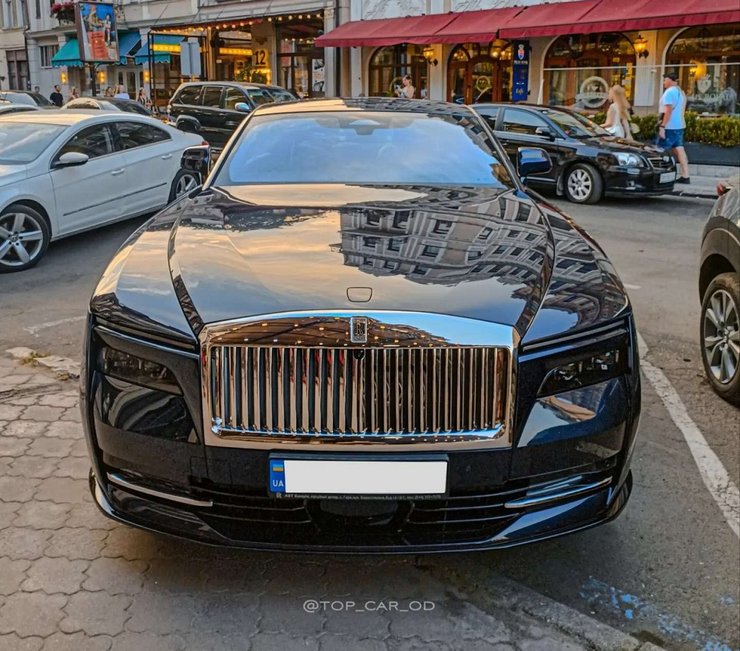 новий Rolls-Royce Spectre, Rolls-Royce Spectre, електромобіль Rolls-Royce