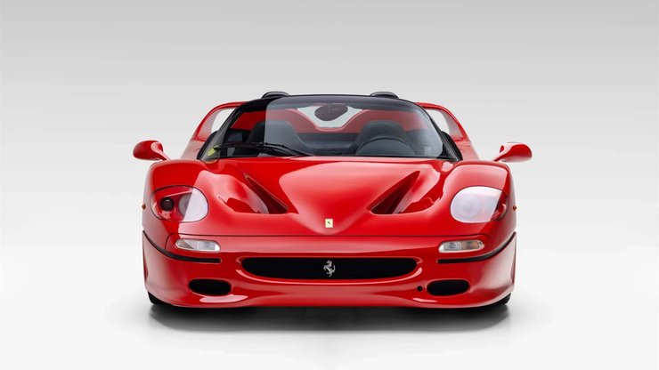Автомобиль Ferrari F50 1997 года выпуска