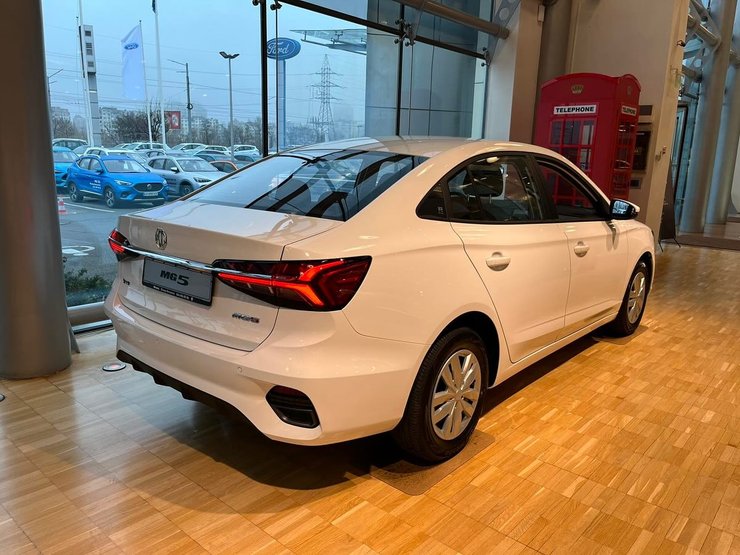 MG 5, MG 5 2025, новий MG 5, седан MG