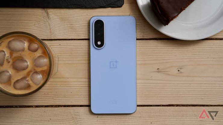 смартфон OnePlus Nord 5