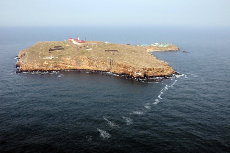 змеиный остров