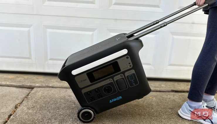 Зарядна станція Anker SOLIX F2000 перенесення на інший бік