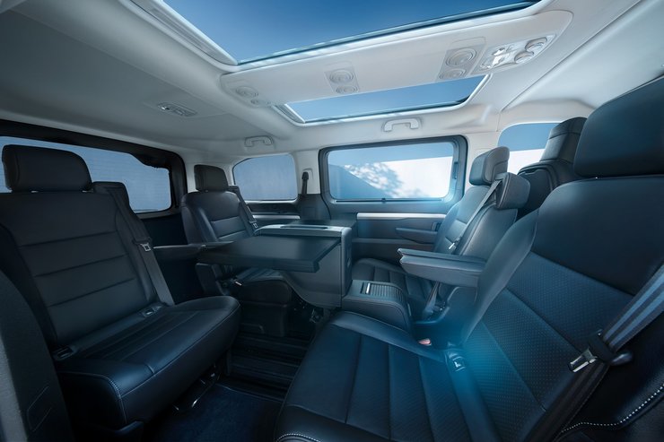 салон Opel Zafira Electric, Opel Zafira, Opel Zafira 2024, новий Opel Zafira