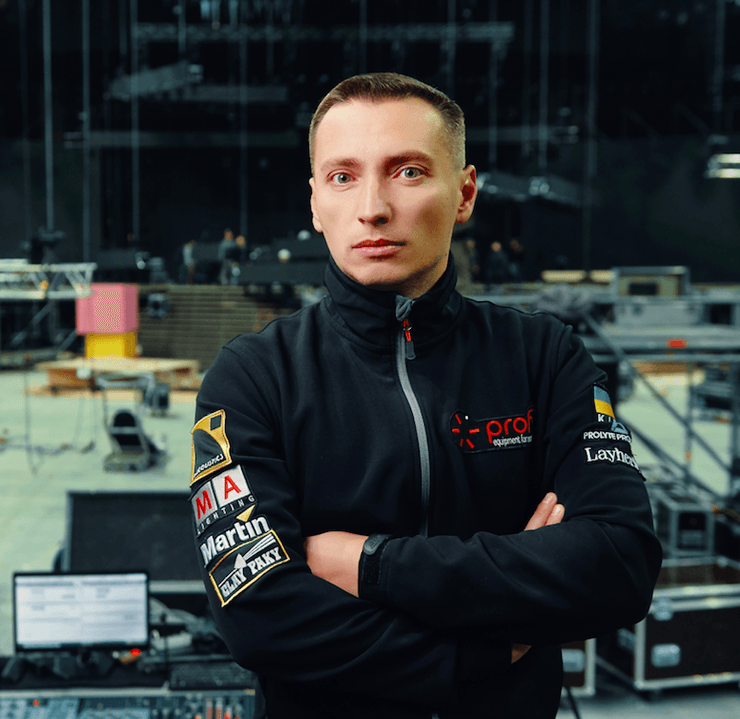 Денис Хохлов