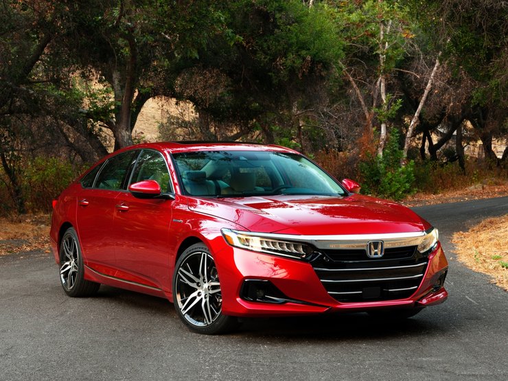 сімейні седани, найнадійніші седани, довговічні седани, Toyota Camry, Mazda 6, Honda Accord, Volkswagen Passat