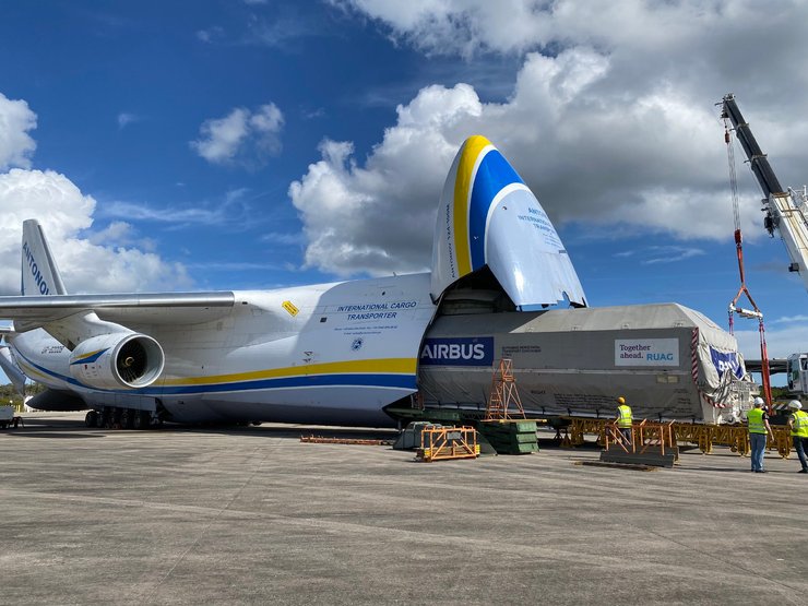 Антонов, АН-124, Руслан, SpaceX