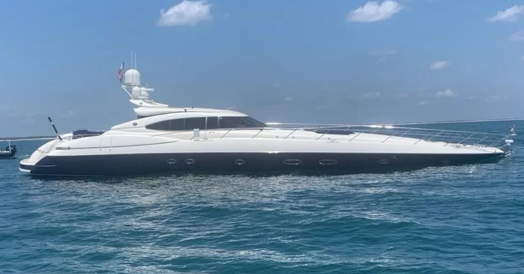 Яхта за 1 миллион долларов затонула в США, Sunseeker Predator 80, судно, фото, спасатели