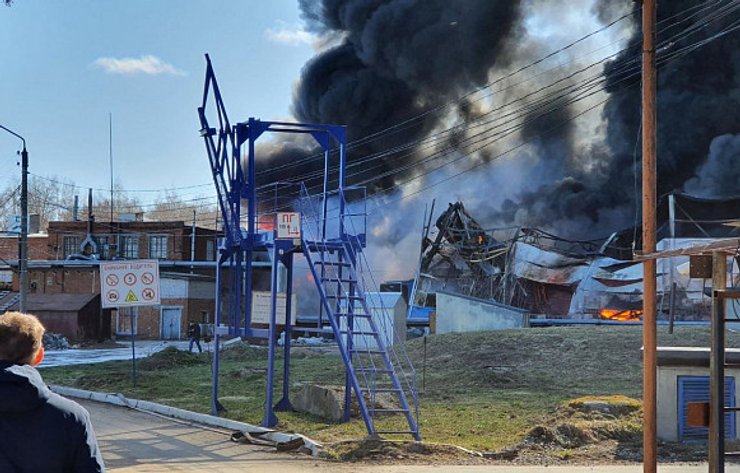 кінешма, росія, пожежа в росії, хімзавод, пожежа на заводі