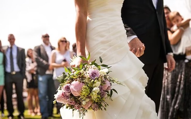 Невеста, свадьба, свадьба не по плану, приглашение на свадьбу, обманули гостей, семья невесты, родственники на свадьбе, ложное приглашение