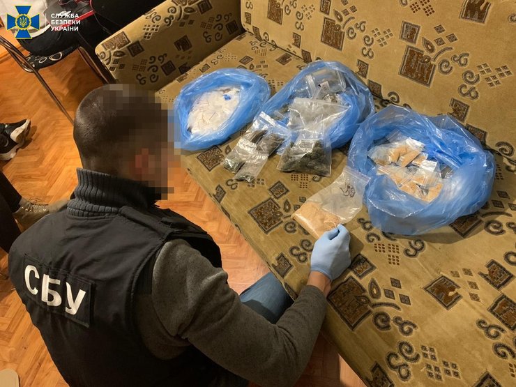 сбу, украина, наркотики, товар, закладки