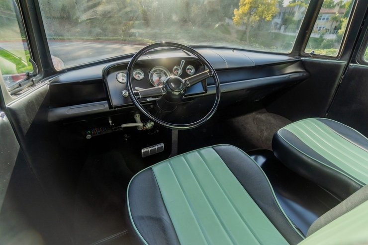 Салон Mercedes O 319
