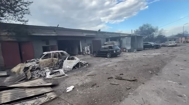 Фото СТО в Вишневом, где сгорела машина Фешака