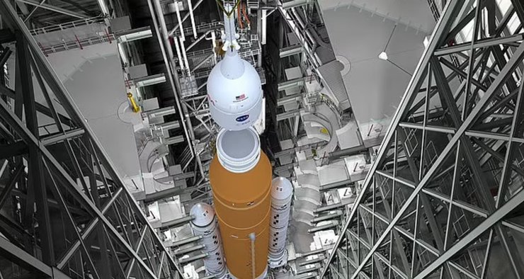 Ракета, Space Launch System