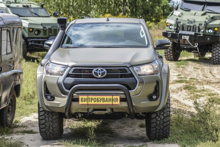 toyota hillux ЗСУ