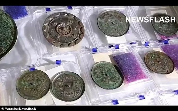 зеркала, бронза, стол, фото