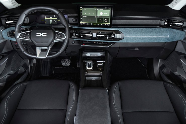 салон Dacia Stryker