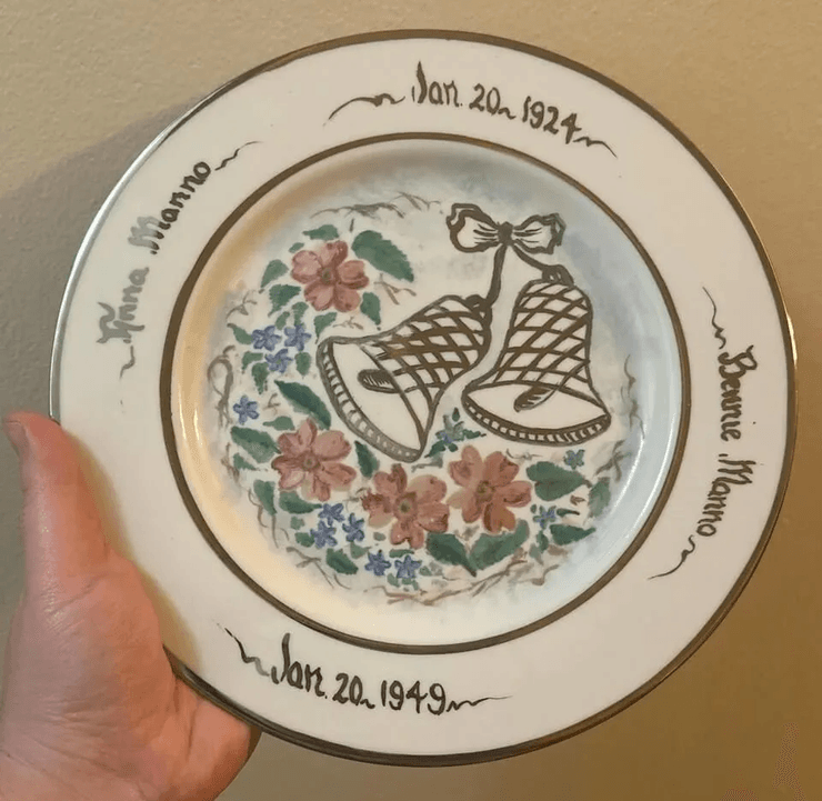 Уличная распродажа, ценная вещь, 100-летней давности, находка, свадебная тарелка, памятная вещь, покупки, распродажа