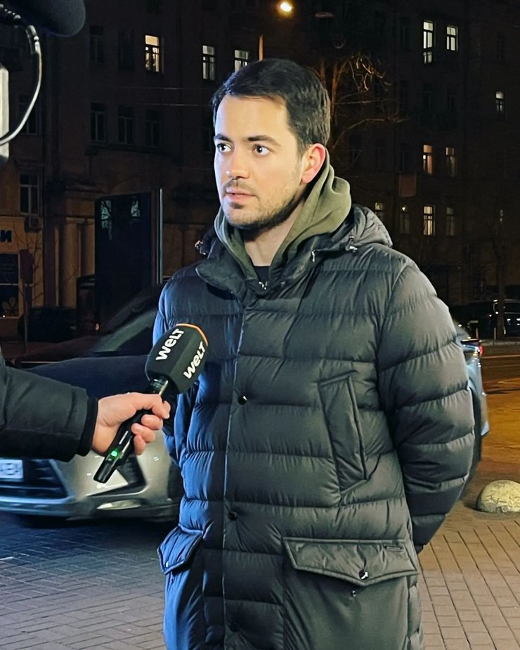 Алекс Роднянский, Роднянский, любовник Романовой, роман Миша Романова