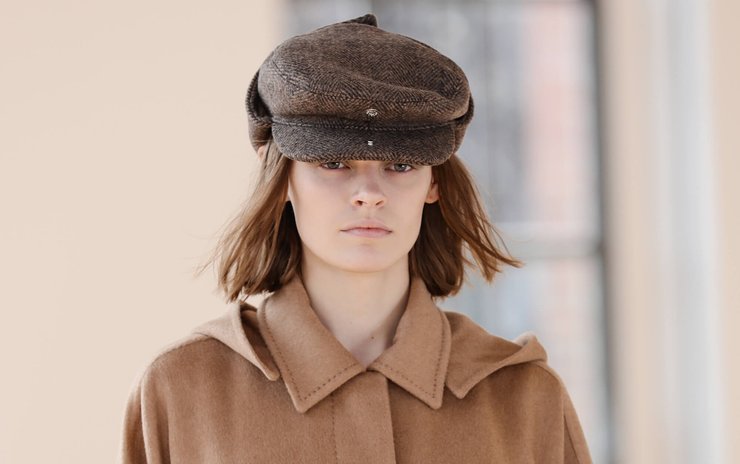 Женская фуражка 2021-22 фото