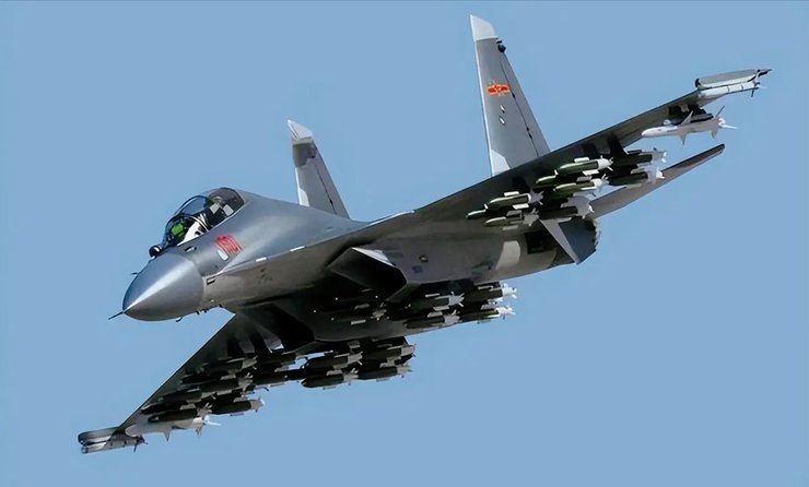 Китайский истребитель Shenyang J-16