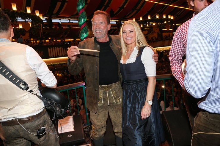 Гізер МілліганЮ Арнольд Шварценеггер