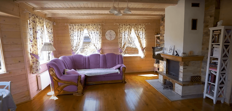 Гостиная в загородном доме Падалко