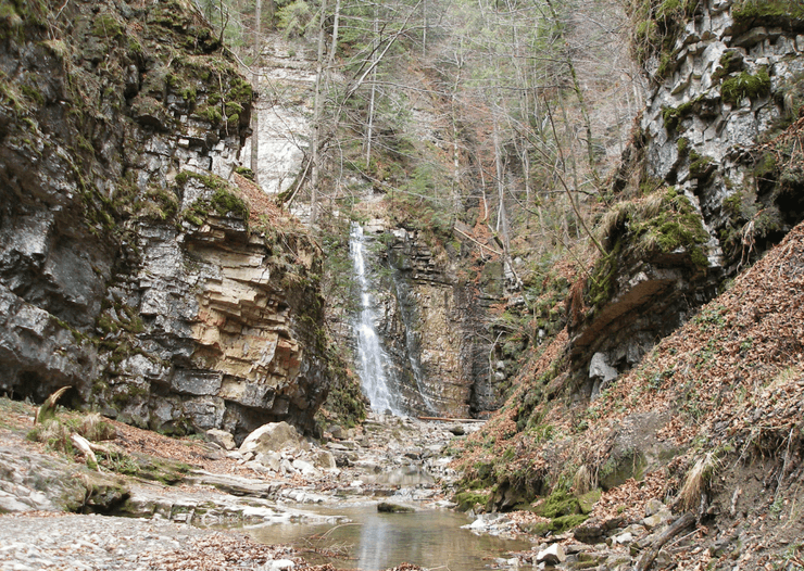 Манявський водоспад