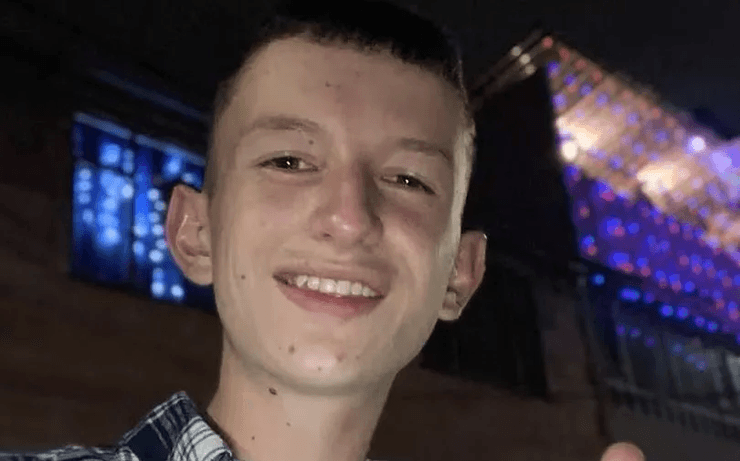 Друзья убили мальчика во время спиритического сеанса, убийство, убийство подростка, спиритическая доска, доска Уиджи