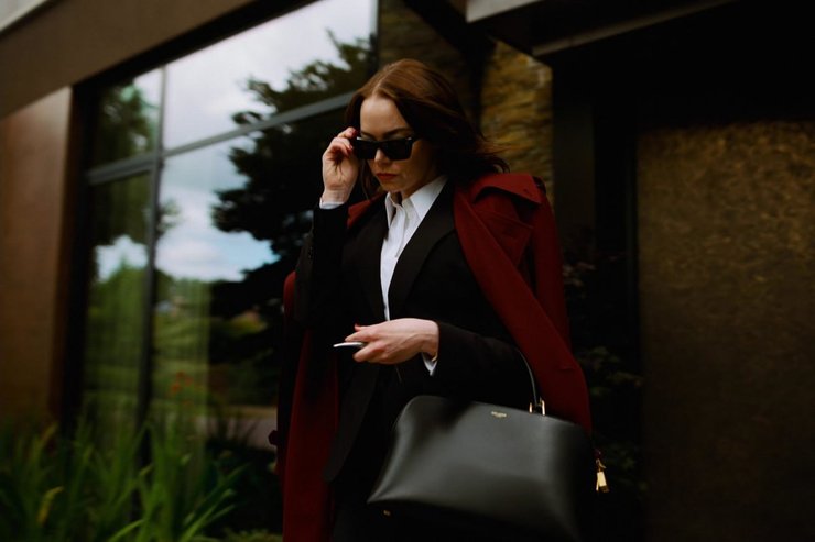 бугония эмма стоун